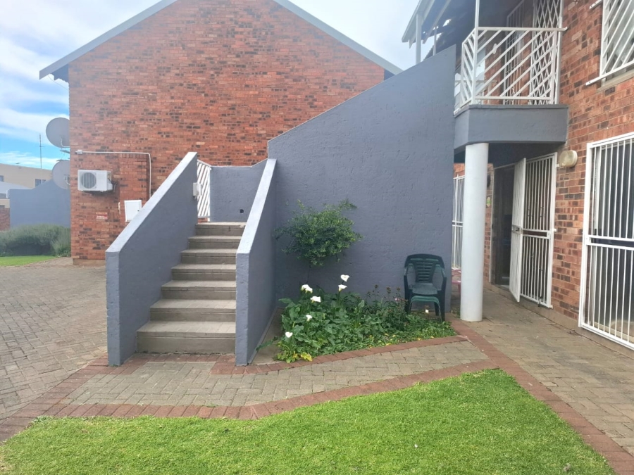 1 Bedroom Property for Sale in Pellissier Free State